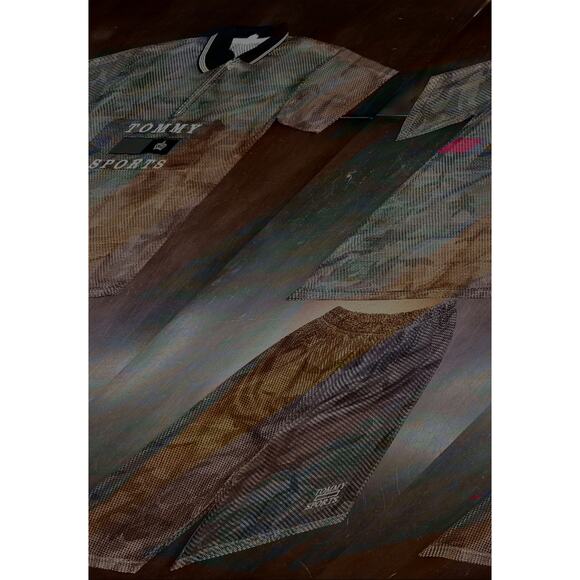 VTG 90s Tommy Hilfiger Camo Mesh Shirt and Shorts Set Size L - Picture 8 of 16